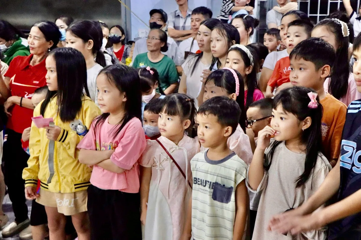 Chương trình thu hút đông đảo thiếu nhi và phụ huynh đến tham dự