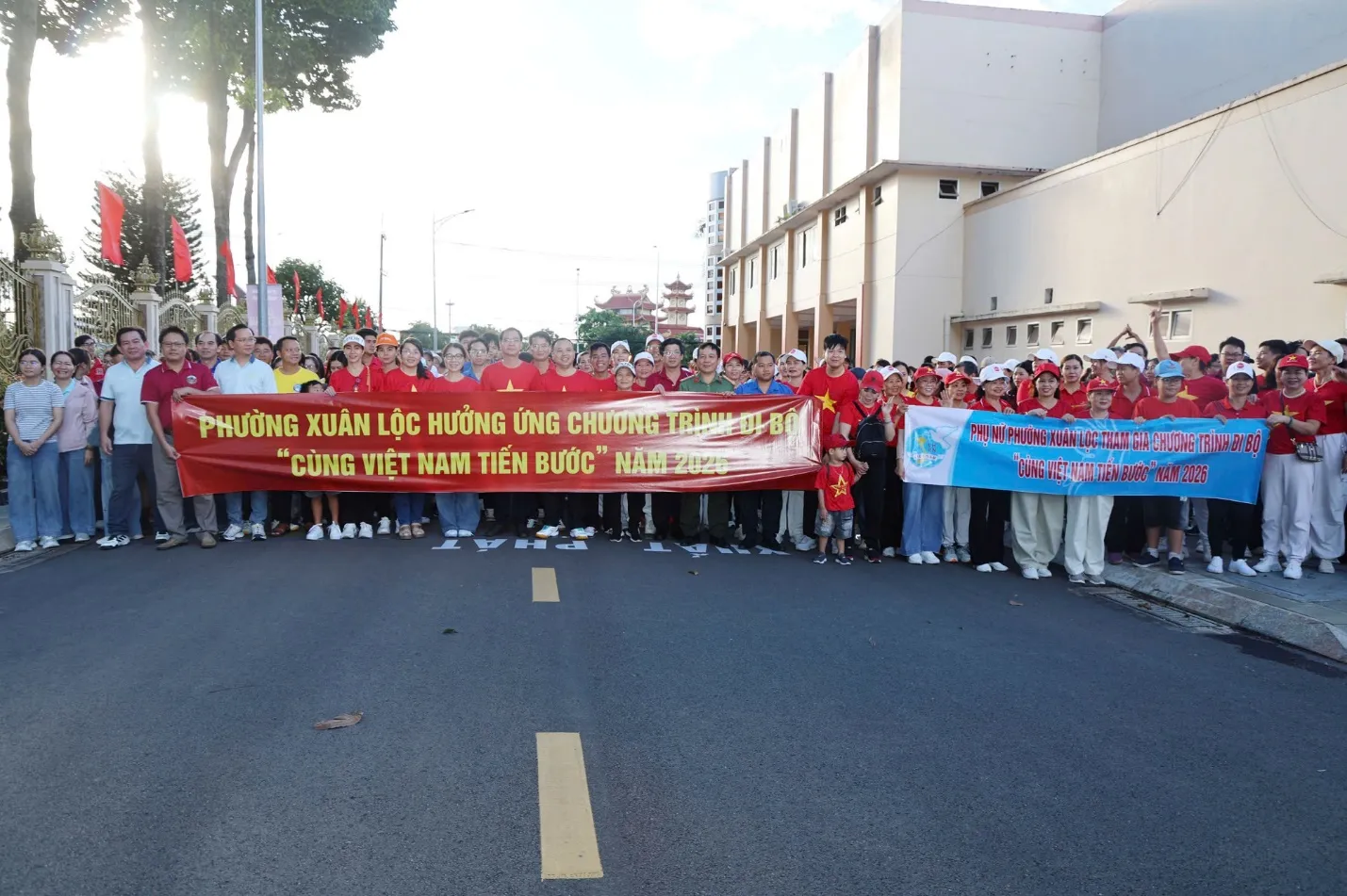 Phường Xuân Lộc hưởng ứng Chương trình “Cùng Việt Nam tiến bước”