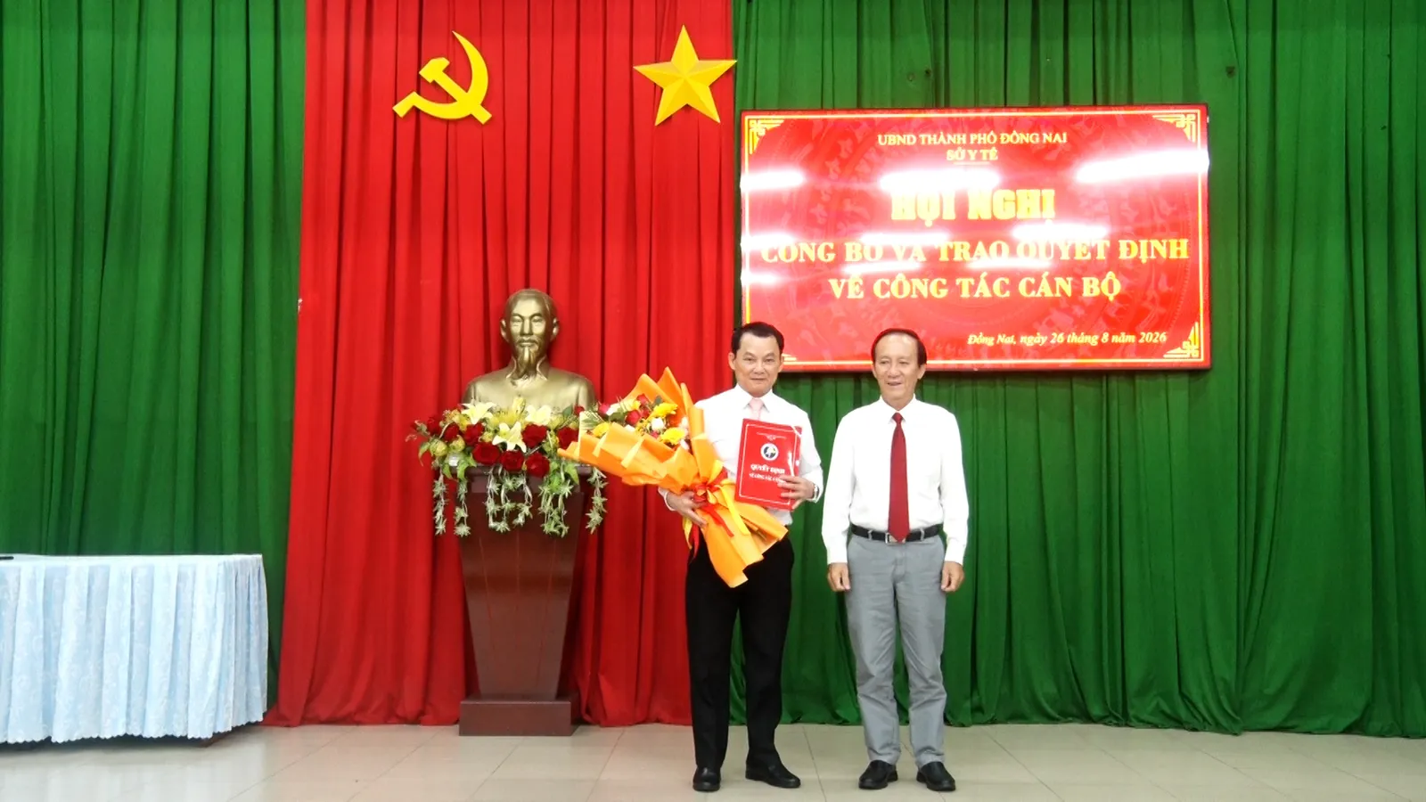 Sở Y tế trao quyết định bổ nhiệm lại Giám đốc Trung tâm Y tế Khu vực Xuân Lộc